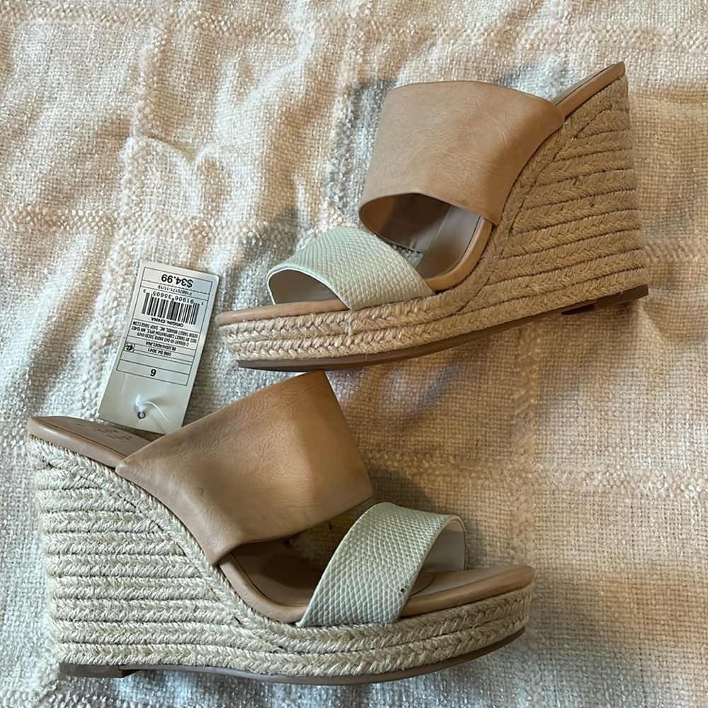 Brand new wedges with tag